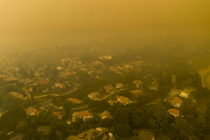 Utilizing an Air Cleaner to Handle Wildfire Smoke